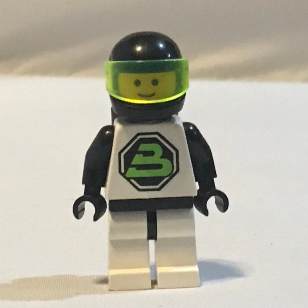 Space‎ LEGO Blacktron II Tri-Wheeled Tyrax (6851)